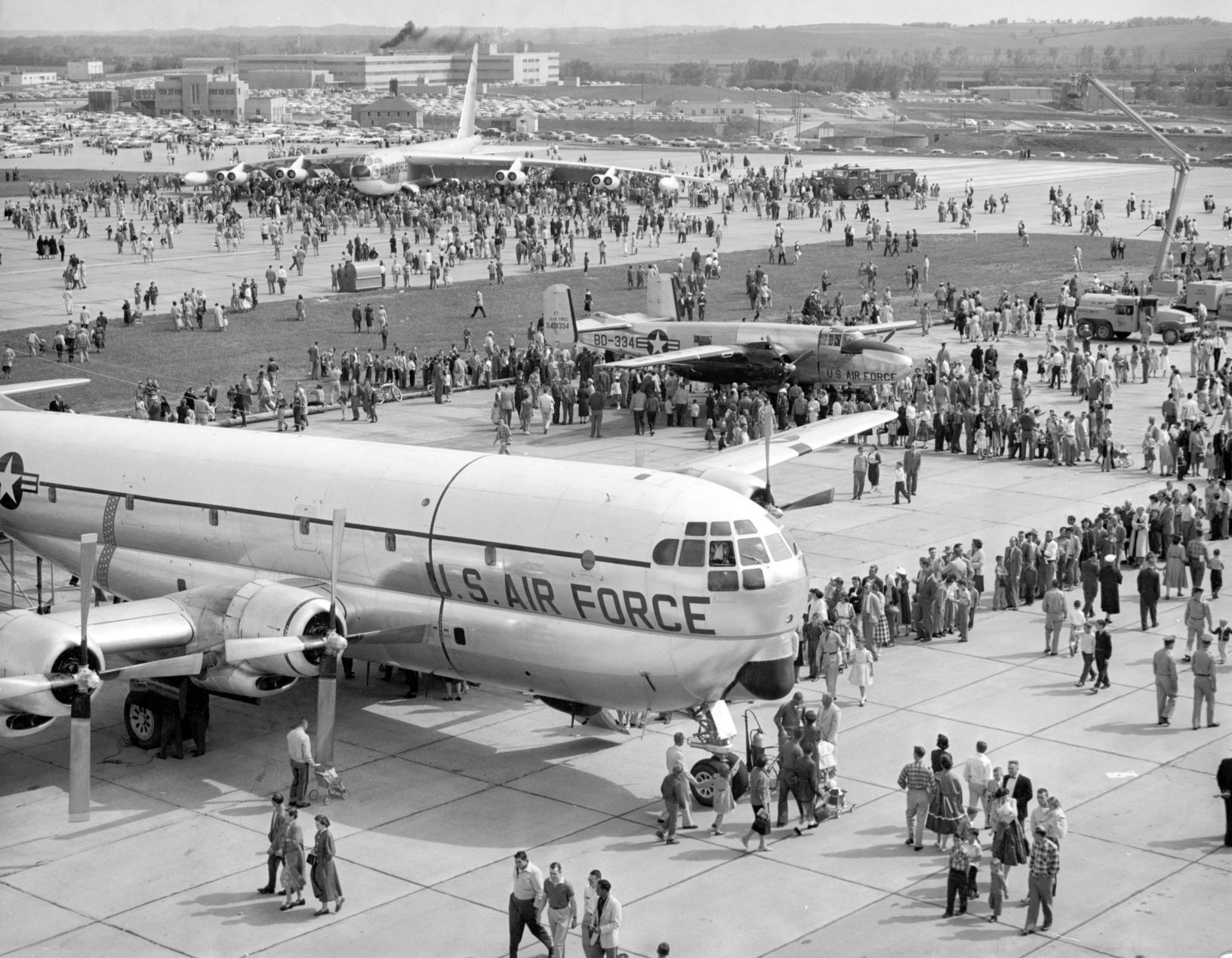 1957